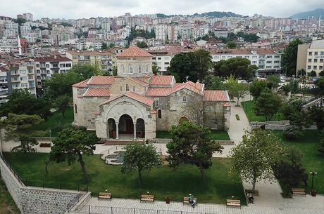 Karadeniz Yaylalar ve Batum Turu (Batum Konaklamalı) / 6 Gece Otel Konaklamalı / İstanbul Çıkışlı