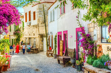 Pamukkale Salda Çeşme Alaçatı Turu 1 Gece 2 Gün Konaklamalı  Turu