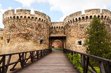 VİZESİZ UÇAKLI BALKAN TURU 