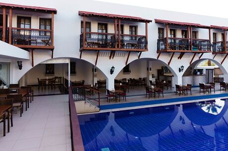 Costa Bitezhan Beach Bodrum | 3 Gece Konaklamalı 