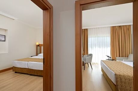 Aydınbey Famous Resort Hotel / 4 Gece Otel Konaklamalı