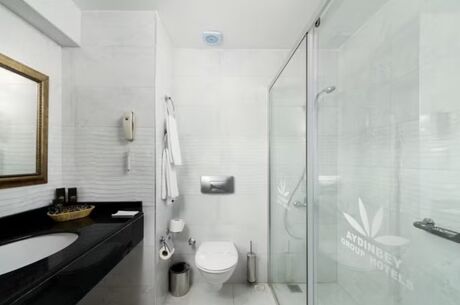 Aydınbey Famous Resort Hotel / 4 Gece Otel Konaklamalı