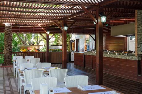 Aydınbey Famous Resort Hotel / 4 Gece Otel Konaklamalı