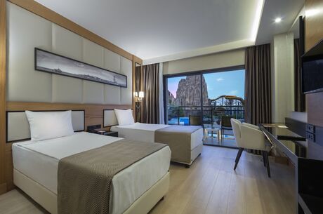 Aydınbey Quens Palace Hotel / 4 Gece Otel Konaklamalı