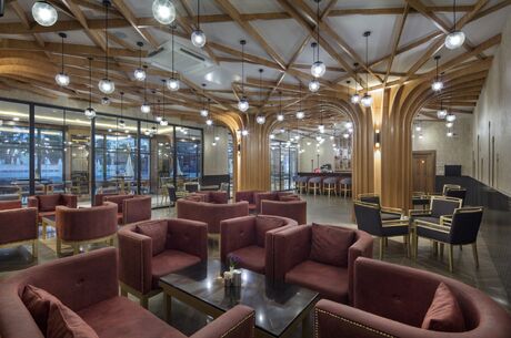 Aydınbey Quens Palace Hotel / 4 Gece Otel Konaklamalı