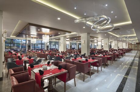 Aydınbey Quens Palace Hotel / 4 Gece Otel Konaklamalı