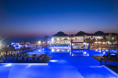 Club Nena / 3 Gece ve 4 Gece Otel Konaklamalı