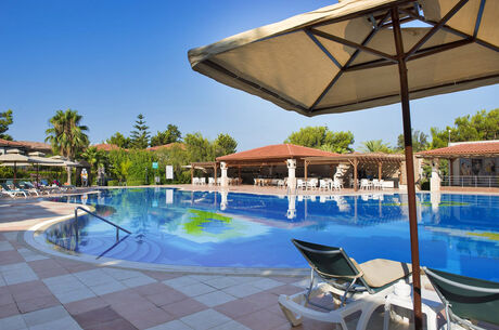 Club Nena / 3 Gece ve 4 Gece Otel Konaklamalı