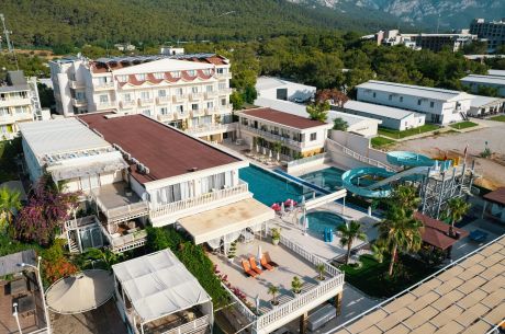 SL La Perla Hotel 3 Gece 4 Gün Ulaşım Dahil