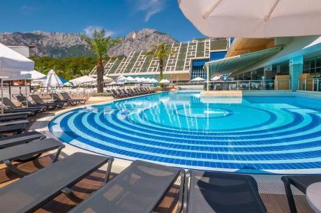 Queens Park Göynük 4 Gece 5 Gün Ulaşımsız