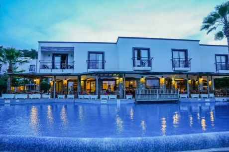 MİRA BEACH RESORT HOTEL 4 GECE 5 GÜN ULAŞIMLI