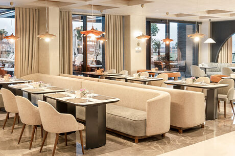 Pamukkale Salda Çeşme Alaçatı Turu 1 Gece 2 Gün Konaklamalı  Turu